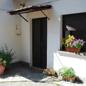 La Casetta Del Nonno Giampi Ferienhaus